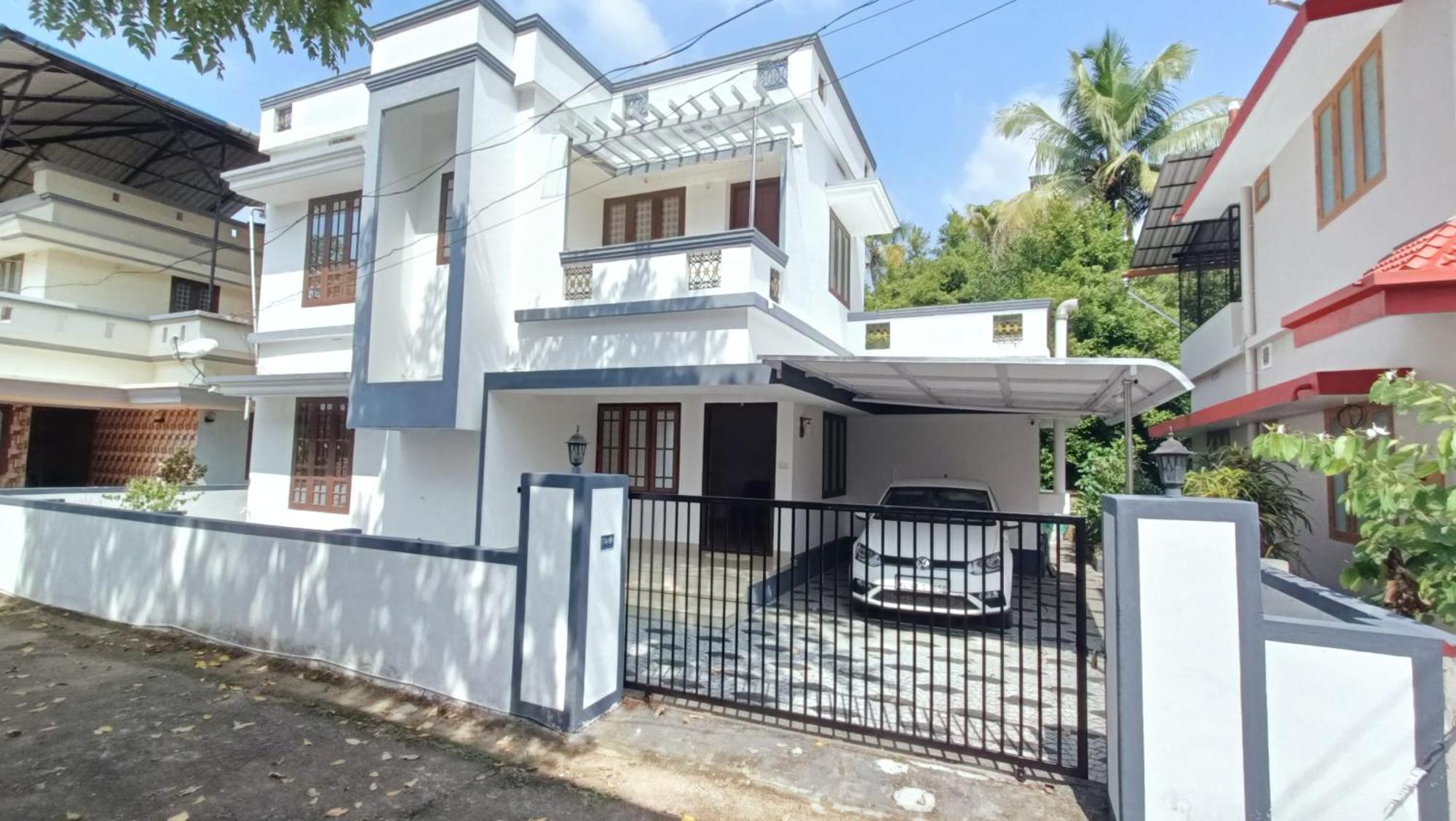 Mom'S Villa Nedumbassery Exterior photo